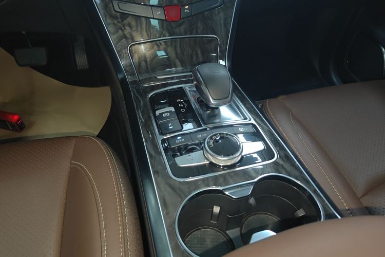 Used BYD Tang New Energy 2017 2.0T All-Wheel Drive Haoya Model 7 Seats