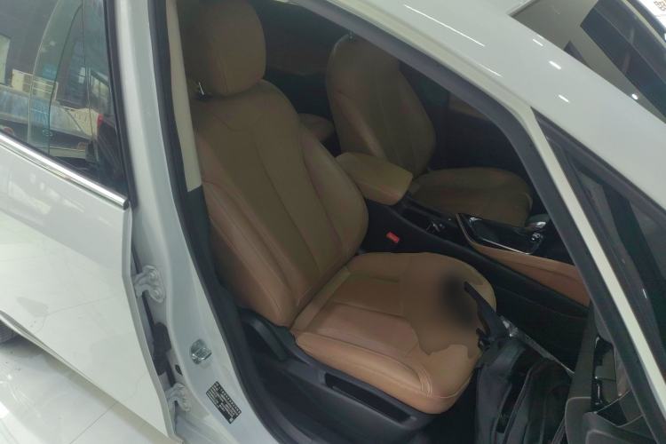 Used Buick GL6 2021 323T Mild Hybrid Connect Luxury Model
