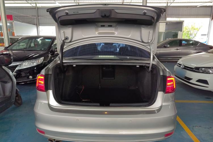 Used Volkswagen Sagitar 2018 280TSI DSG Comfort Model
