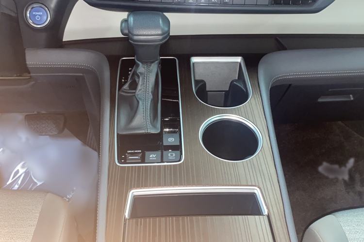 Used Toyota SIENNA 2023 2.5L Hybrid Comfort Edition Gear Lever