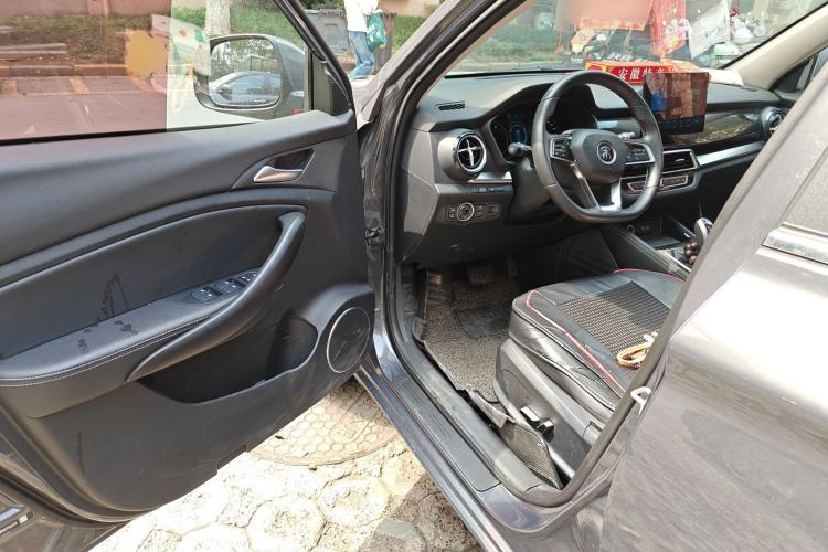 Used BYD Song 2021 Classic Edition 1.5T Automatic Luxury Model Driver Seat