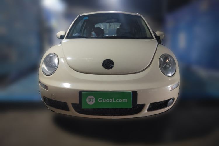 Used Volkswagen Beetle 
