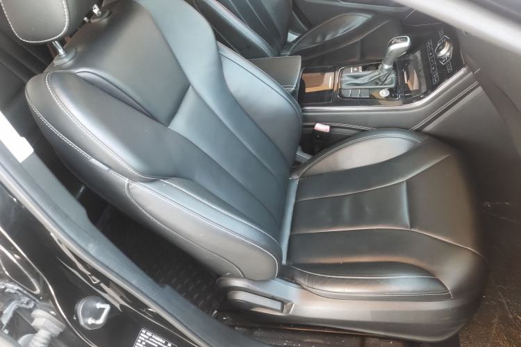 Used Hongqi H5 2019 30TD Dynamic Edition
