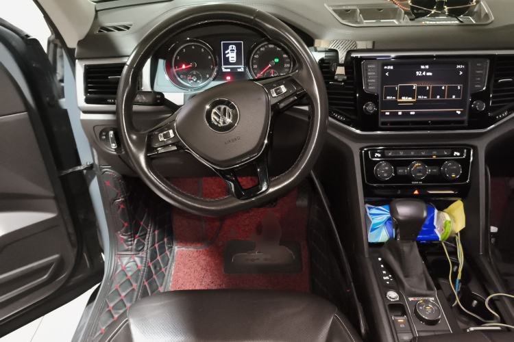 Used Volkswagen Teramont 2017 530 V6 Four-Wheel Drive Luxury Edition Steering Wheel