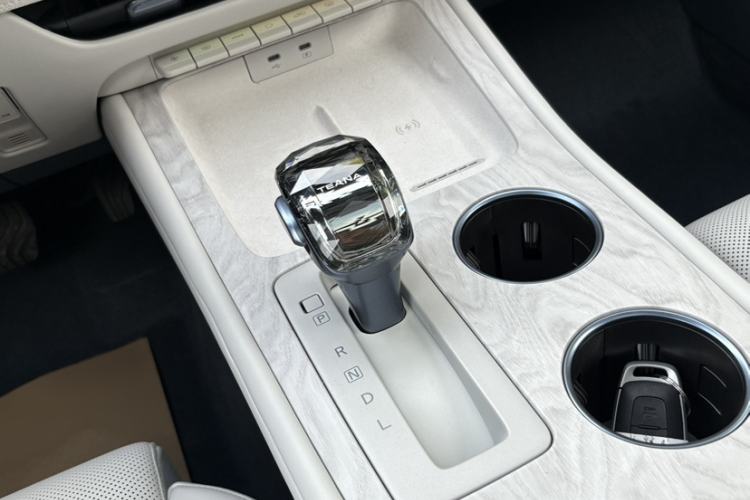 Used Nissan Teana 2026 Model Harmony Cockpit 2.0T Flagship Edition Interior 2