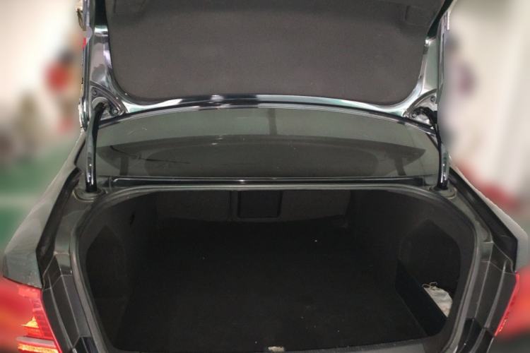 Used Volkswagen Magotan 2013 2.0 TSI Ultimate Model Trunk