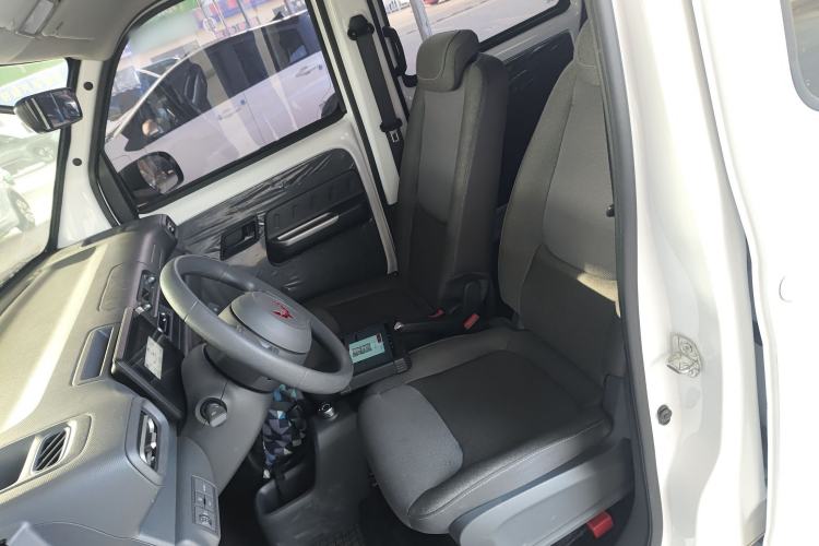Used Wuling Zhiguang New Energy 2025 Comfort Model