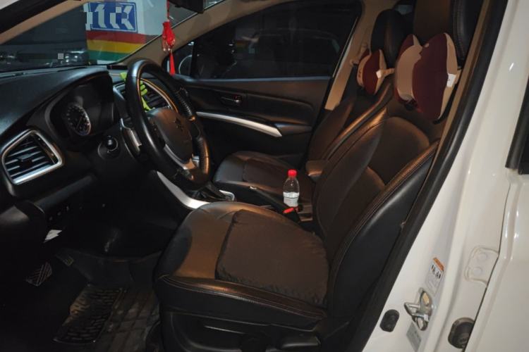 Used Suzuki S-Cross 2014 1.6L CVT Two-Wheel Drive Elite Version
