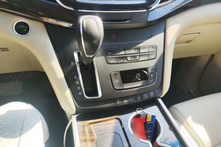 Used Buick GL8 2017 ES 28T Comfort Model China V Standard