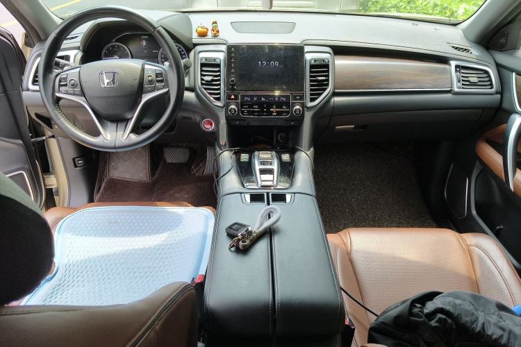 Used Honda UR-V 2017 370TURBO 2WD Prestige Edition China V Center Console