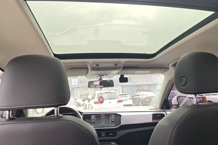 Used Volkswagen Tayron 2019 330TSI Two-Wheel Drive Luxury Model China VI Standard Headliner