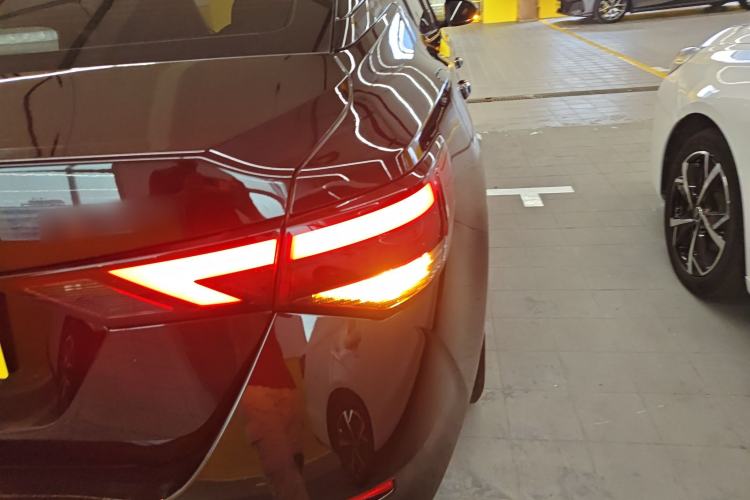 Used Nissan Sylphy 2021 1.6L XL CVT Enjoyment Edition Exterior 3