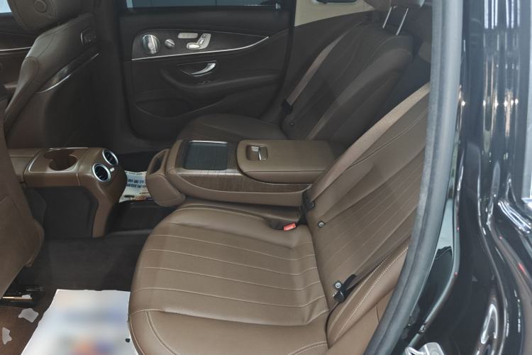 Used Mercedes-Benz E-Class 2019 Restyled E 300 L Luxury Edition
