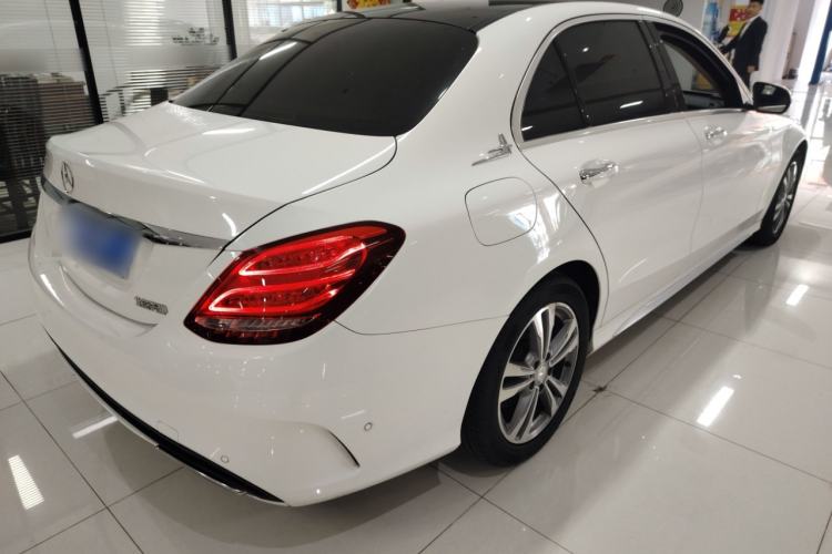 Used Mercedes-Benz C-Class 2017 Facelift C 200 L Sport Edition Rear Right 45 Deg