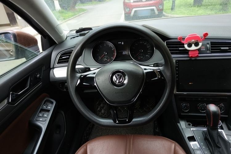 Used Volkswagen Lamando 2015 230TSI DSG Fashion Edition