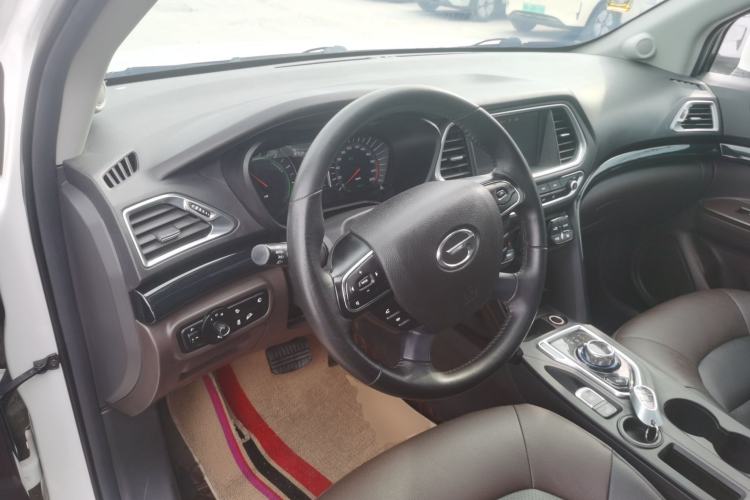 Used GAC Trumpchi GS4 New Energy 2019 1.5L PHEV Deluxe Edition Center Console