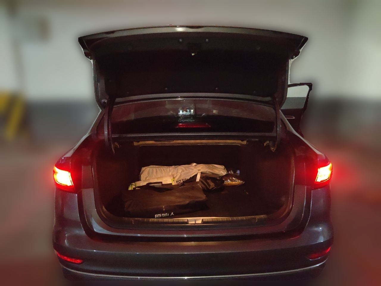 Geely Auto Emgrand 2022 4th Generation 1.5L CVT Luxury Model - Premium — снимка 19