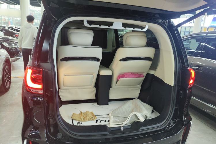 Used GAC Trumpchi M8 2021 Master Series 390T Four-Seat Deluxe Edition Trunk