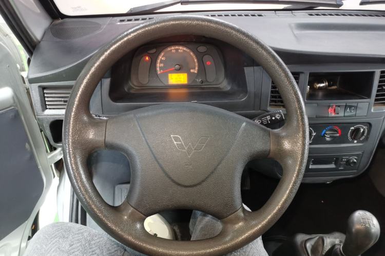 Used Wuling Zhiguang 2020 1.2L Practical Model China VI LSI
