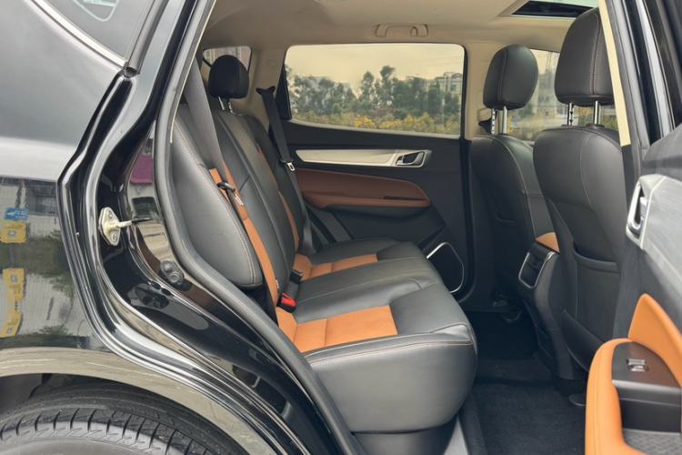 Used Geely Auto Vision X6 2018 1.4T CVT 4G Connected Luxury Version
