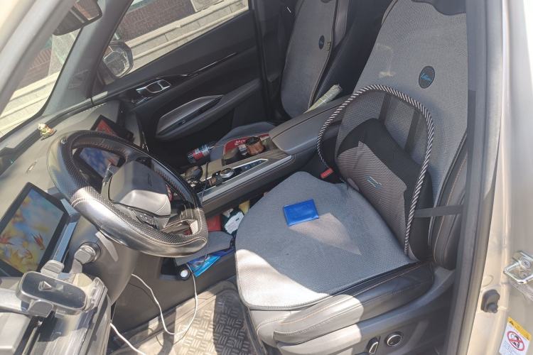 Used CHANGAN OSHAN Z6 New Energy 2023 ZhiDian iDD 150KM Flagship PLUS Smart Parking Edition Left Front Seat