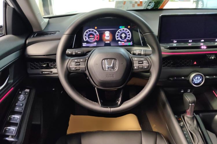 Used Honda Accord 2025 Sport Series 260TURBO Luxury Edition Steering Wheel