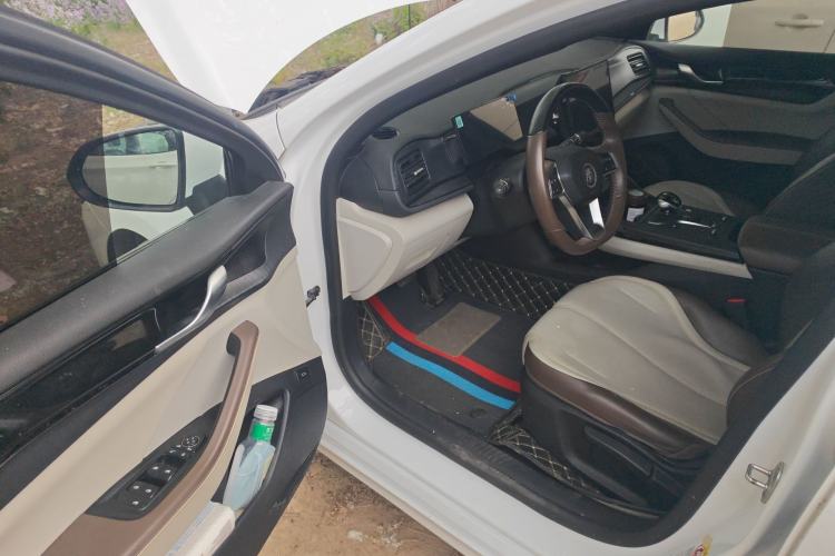 Used BYD Qin PLUS 2024 HONOR Edition DM-i 55KM Leading Model Driver Seat