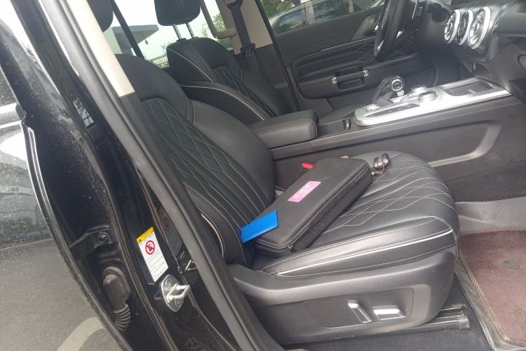 Used Tank 300 2021 Off-Road Edition 2.0T Challenger Right Front Seat