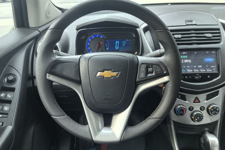 Used Chevrolet Trax 2014 1.4T Automatic Two-Wheel Drive Luxury Model Steering Wheel