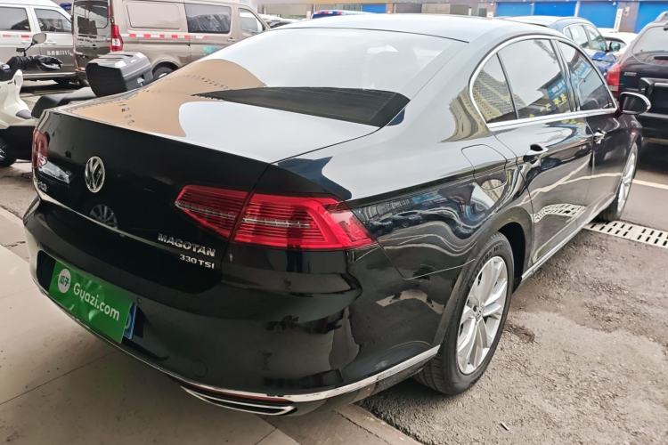 Used Volkswagen Magotan 2018 330TSI DSG Luxury Model
