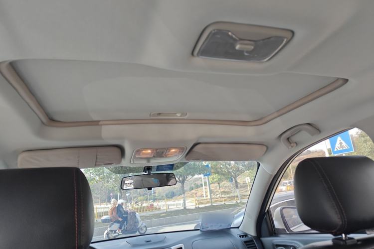 Used Changan CS35 2015 1.6L Automatic Luxury Model China V Standard
