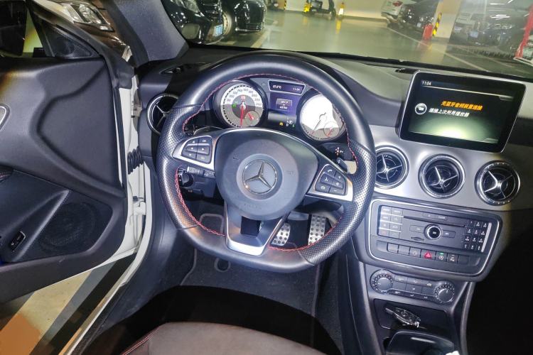 Used Mercedes-Benz CLA 2015 CLA 220 4MATIC
