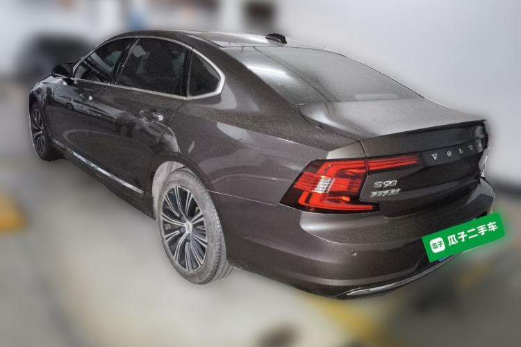 Used Volvo S90 2022 B5 Zhiyi Luxury Edition Rear Left 45 Deg