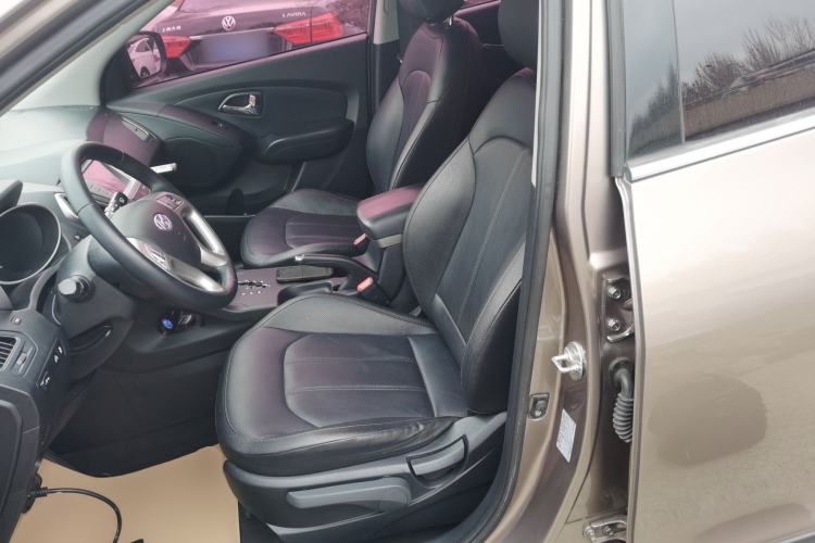 Used Hyundai ix35 2015 2.0L Automatic 2WD Smart Type China IV
