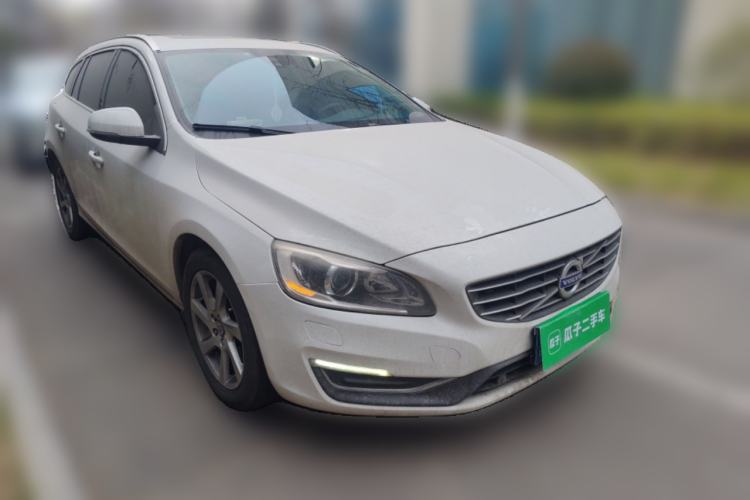 Used Volvo V60 2014 T5 Zhiyi Edition