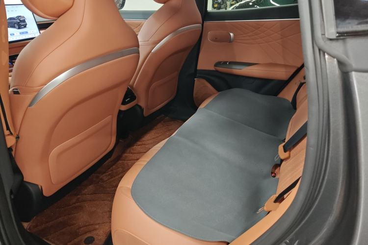 Used Deepal S07 2025 215Max Deep Blue Intelligent Driving AD PRO Range-Extended Version Left Rear Seat