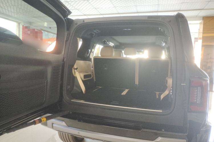 Used Formula Leopard 8 2025 Smart & Brave Flagship Edition 7 Seats Trunk