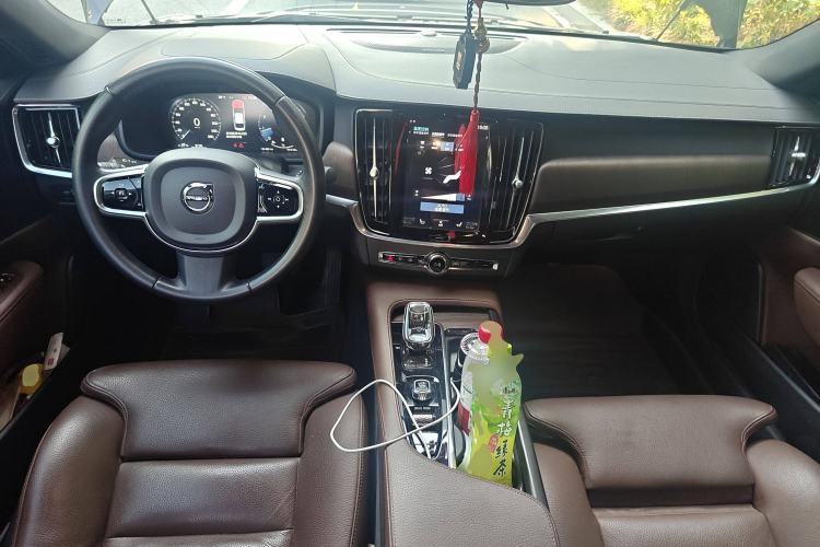 Used Volvo S90 2021 B5 Zhiyuan Luxury Edition
