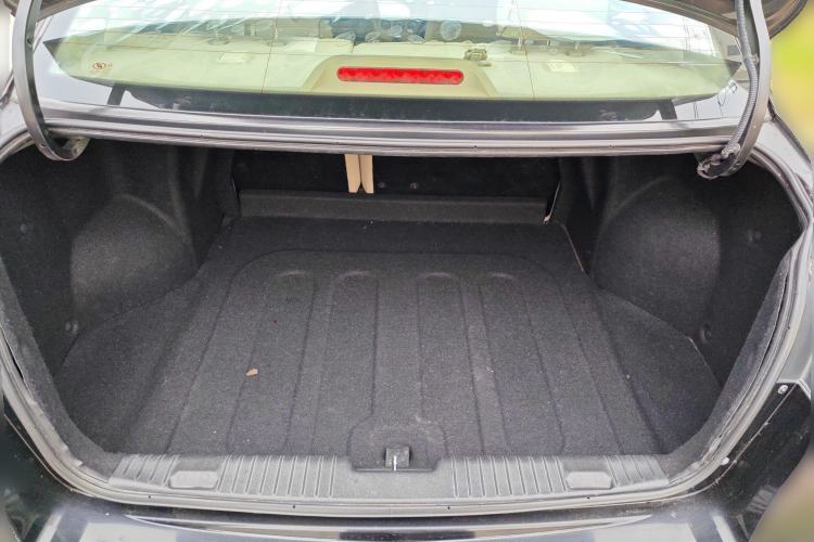 Used Buick Excelle 2015 1.5L Manual Classic Trim
