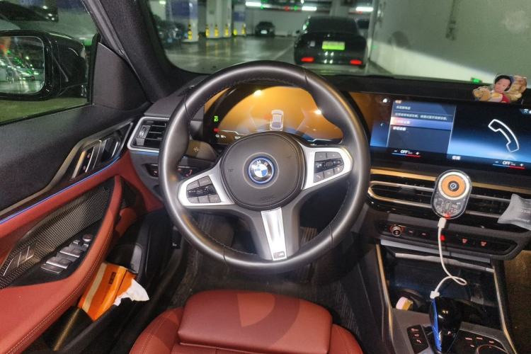 Used BMW i4 2022 eDrive40
