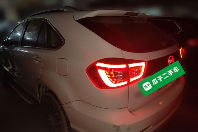 Used BYD S7 2015 2.0T Upgraded Automatic Flagship Version Rear Left 45 Deg