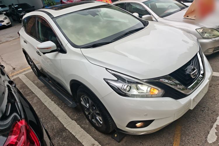 Used Nissan Murano 2021 2.5L XL Two-Wheel Drive Smart Connect Luxury Edition Front Right 45 Deg
