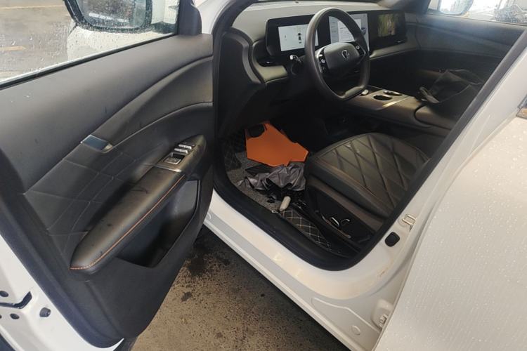 Used CHANGAN CS75 PLUS 2025 4th Generation UItra 2.0T New Blue Whale – Smart & Powerful Version