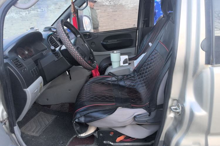 Used FORTHING Lingzhi 2016 M5 2.0L 7-seat Long-wheelbase Standard Model
