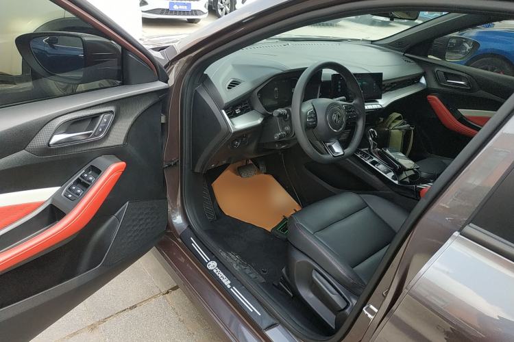 Used MG 5 2022 180 DVVT CVT Youth Luxury Edition
