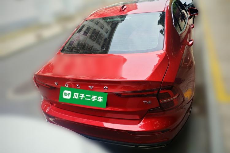 Used Volvo S60 2020 T4 Zhiyi Luxury Edition

