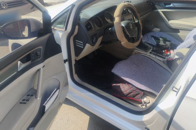 Used Volkswagen Golf 2014 1.6L Automatic Comfort Model