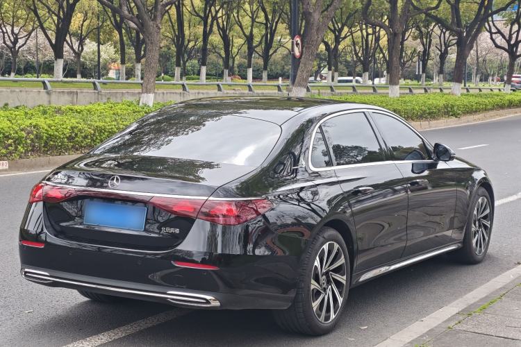 Used Mercedes-Benz E-Class 2025 E 300 L Luxury Model Exterior 6