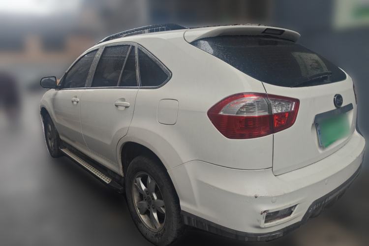 Used BYD S6 2012 2.4L Automatic Luxury Edition
