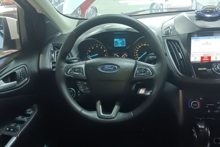 Used Ford Kuga 2018 EcoBoost 180 Two-Wheel-Drive Platinum Edition